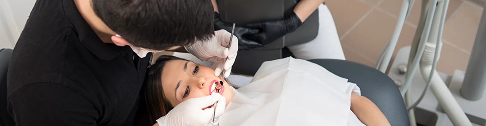 A patient getting a cleaning.